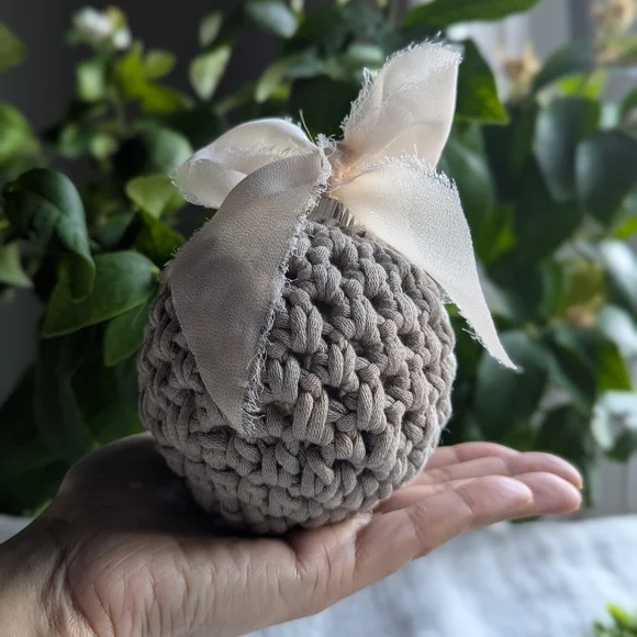 Crochet Handcrafted Gray Ornament Ball Christmas Tree Holiday Gift Presents - Picture 3 of 6